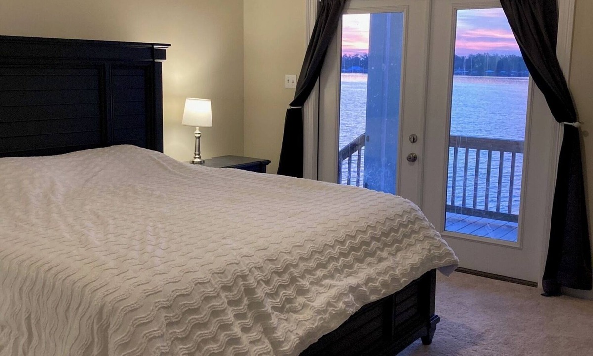 New Roads House | Pleasant 4-bedroom house in New Roads with WiFi.