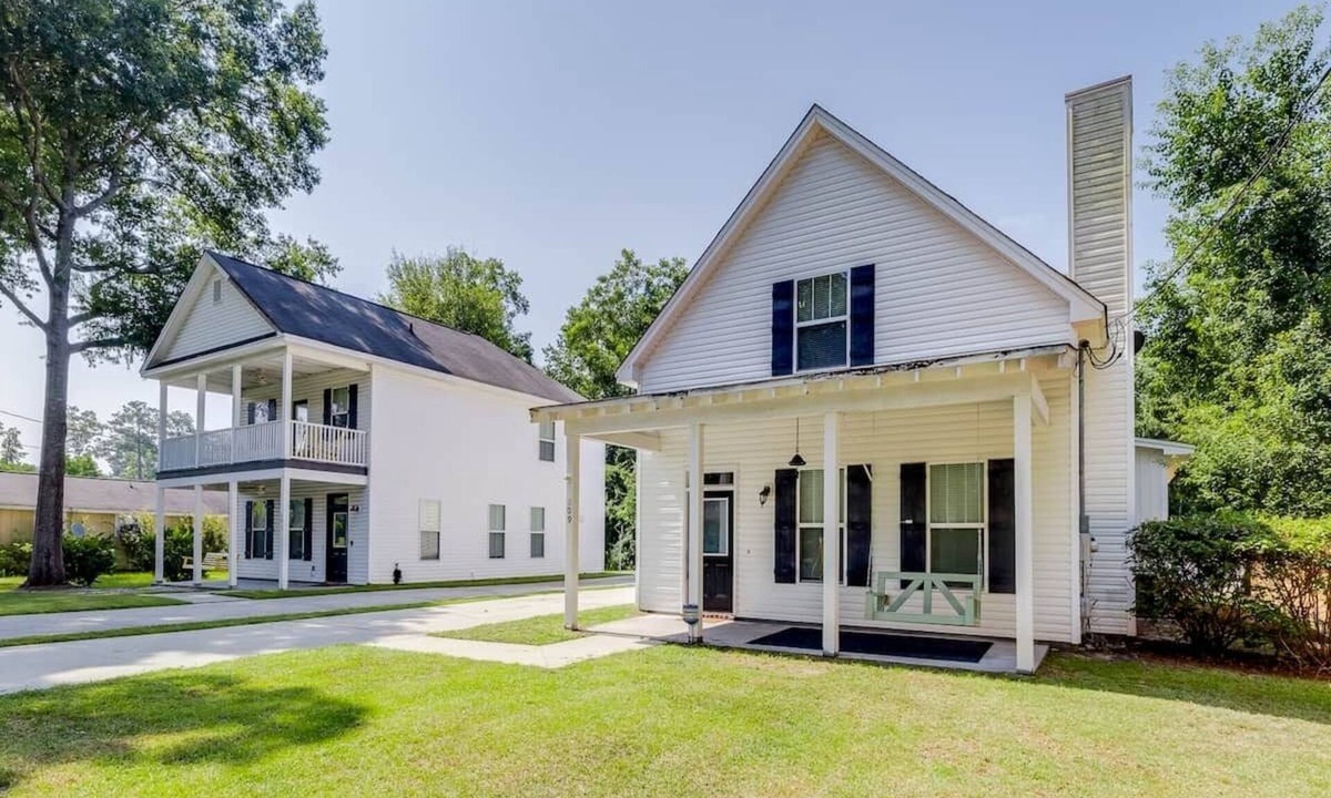 Pooler House | Pooler - Tupelo Honey - TWO Houses - Sleeps 16