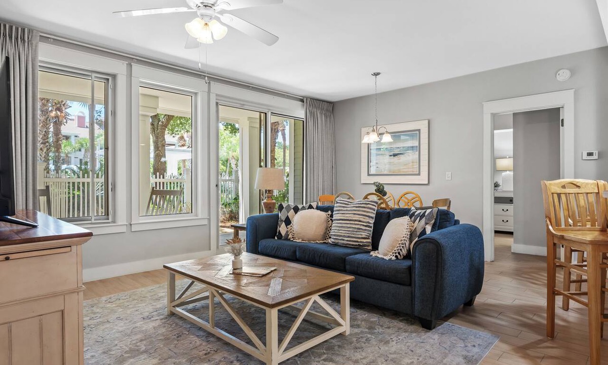 Baytowne Wharf Condo | Poolside 2BR Condo at Baytowne Wharf! GOLF CART to Beach, Pool, Hot Tub, Tram