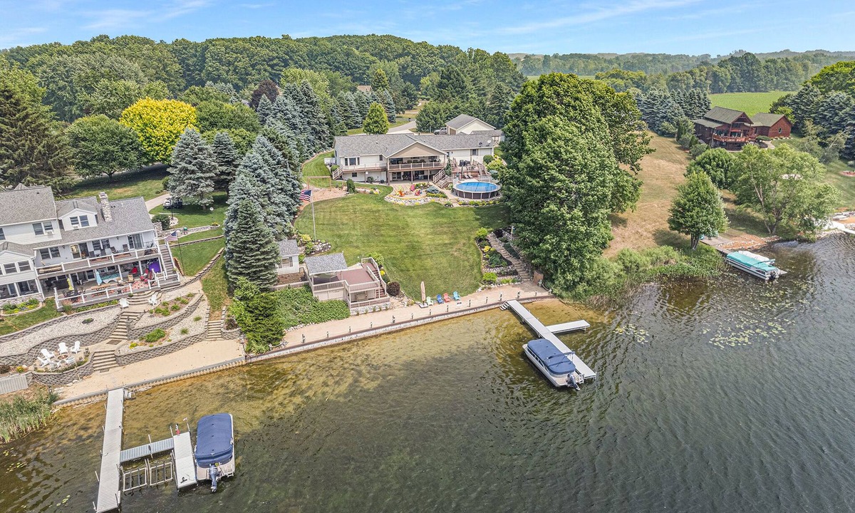 Vestaburg House | Private lakefront home. Sandy beach canoe, 2 kayaks. Pool, Spa & Pontoon rental.