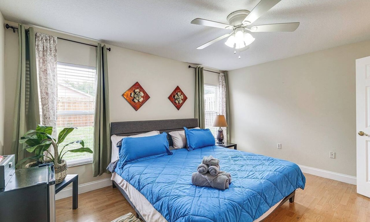 Esprit House | Private Pool Villa 5BR Near Disney . Sleeps 10