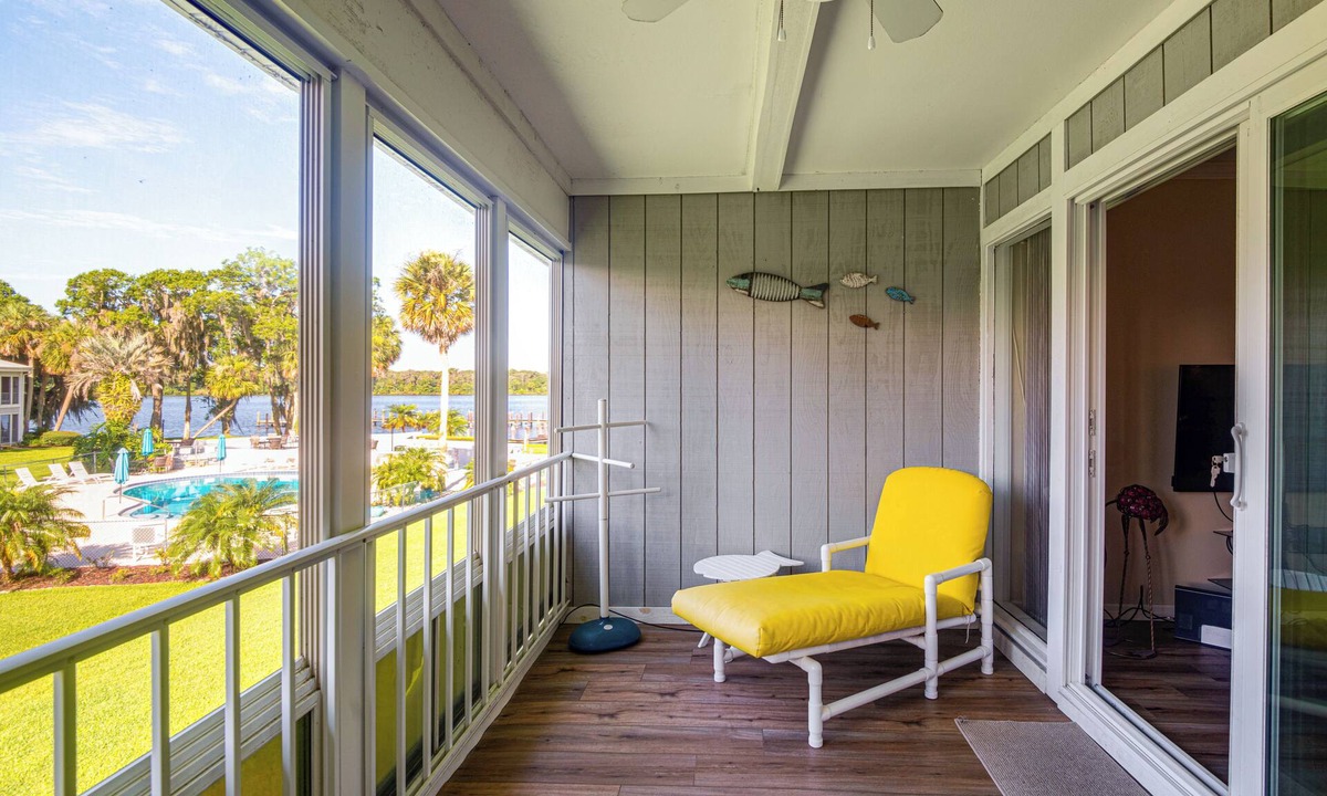 Welaka House | Quaint Welaka Getaway: Steps to St Johns River!
