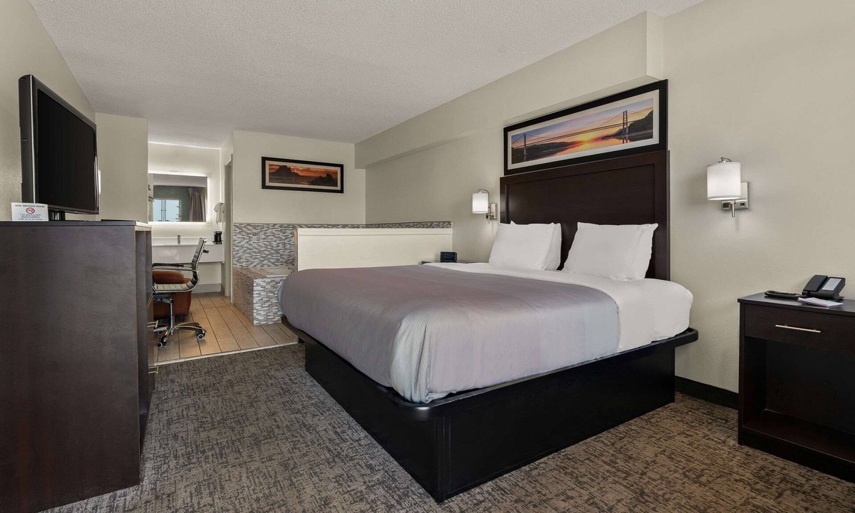 Dublin Hotel | Quality Inn & Suites Dublin