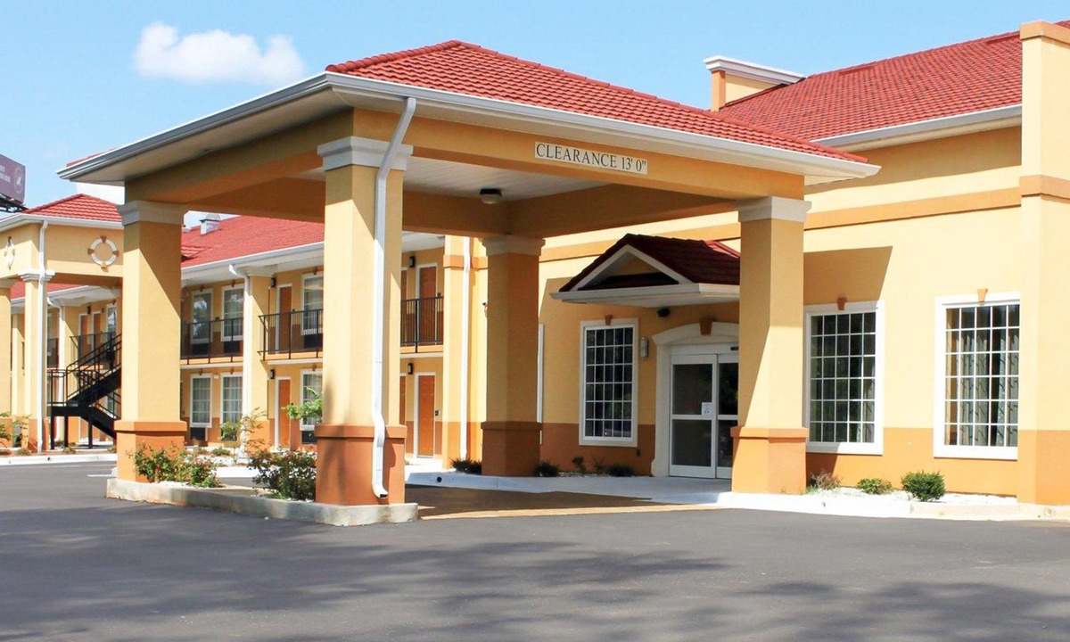 Greenville Hotel | Quality Inn & Suites Greenville I-65