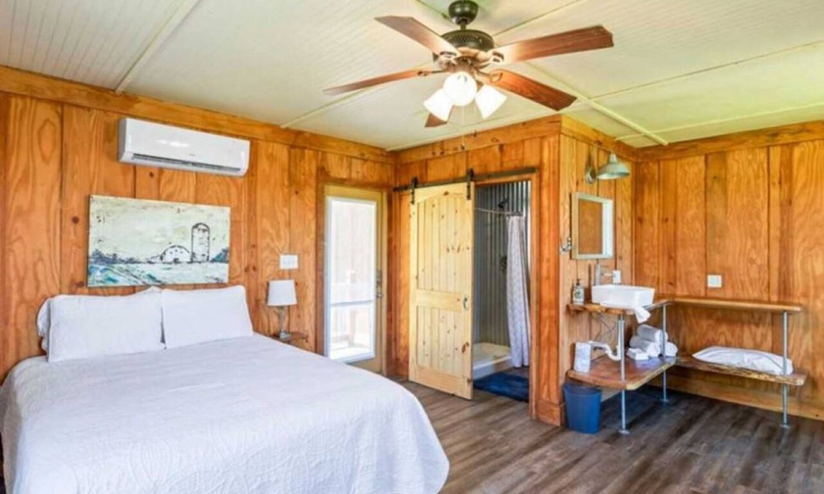 Union Springs Hotel | Quiet Escape from the City