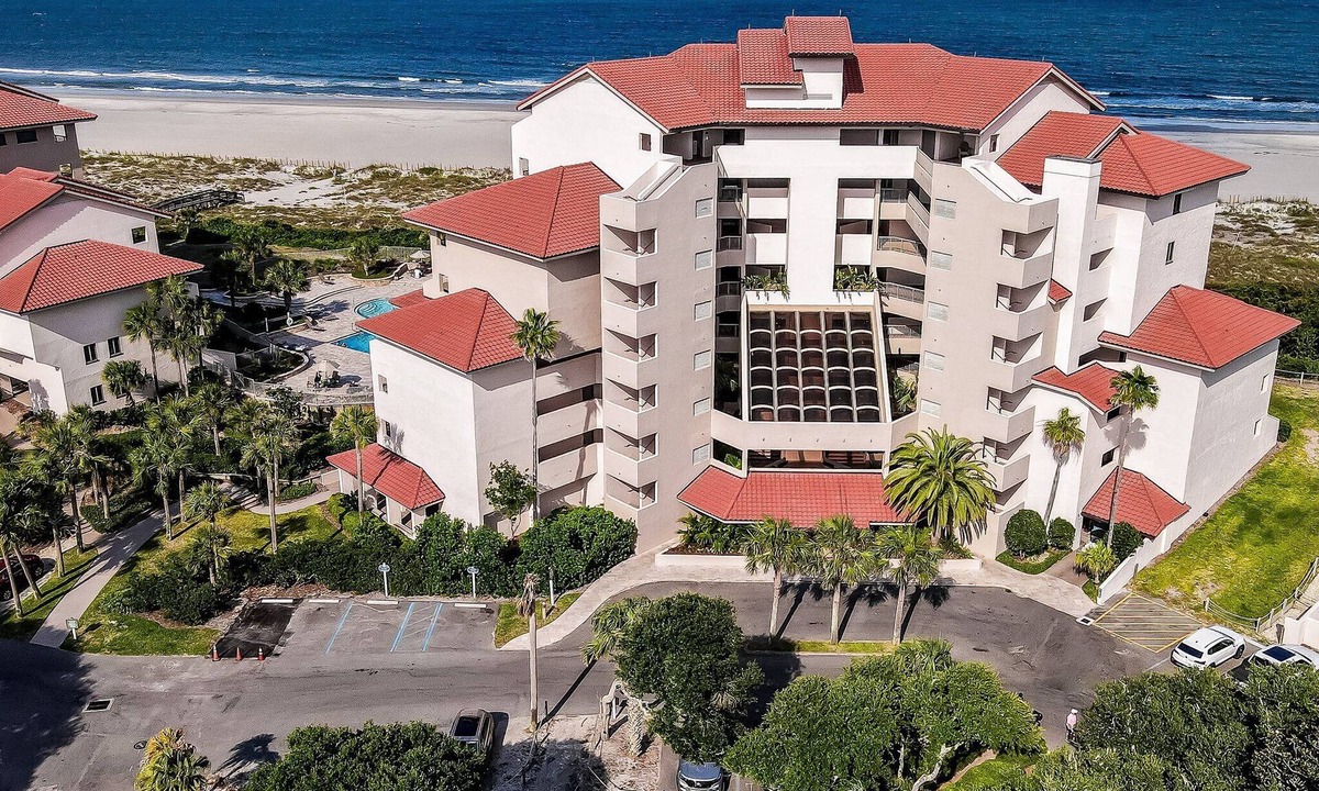Fernandina Beach Condo | Radiant Sandcastles Beachfront Located on the Atlantic Ocean -Amelia Island