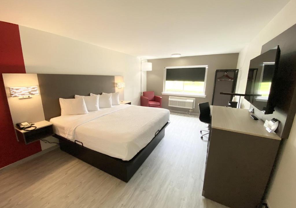 Skyland Park Hotel | Ramada by Wyndham Tuscaloosa
