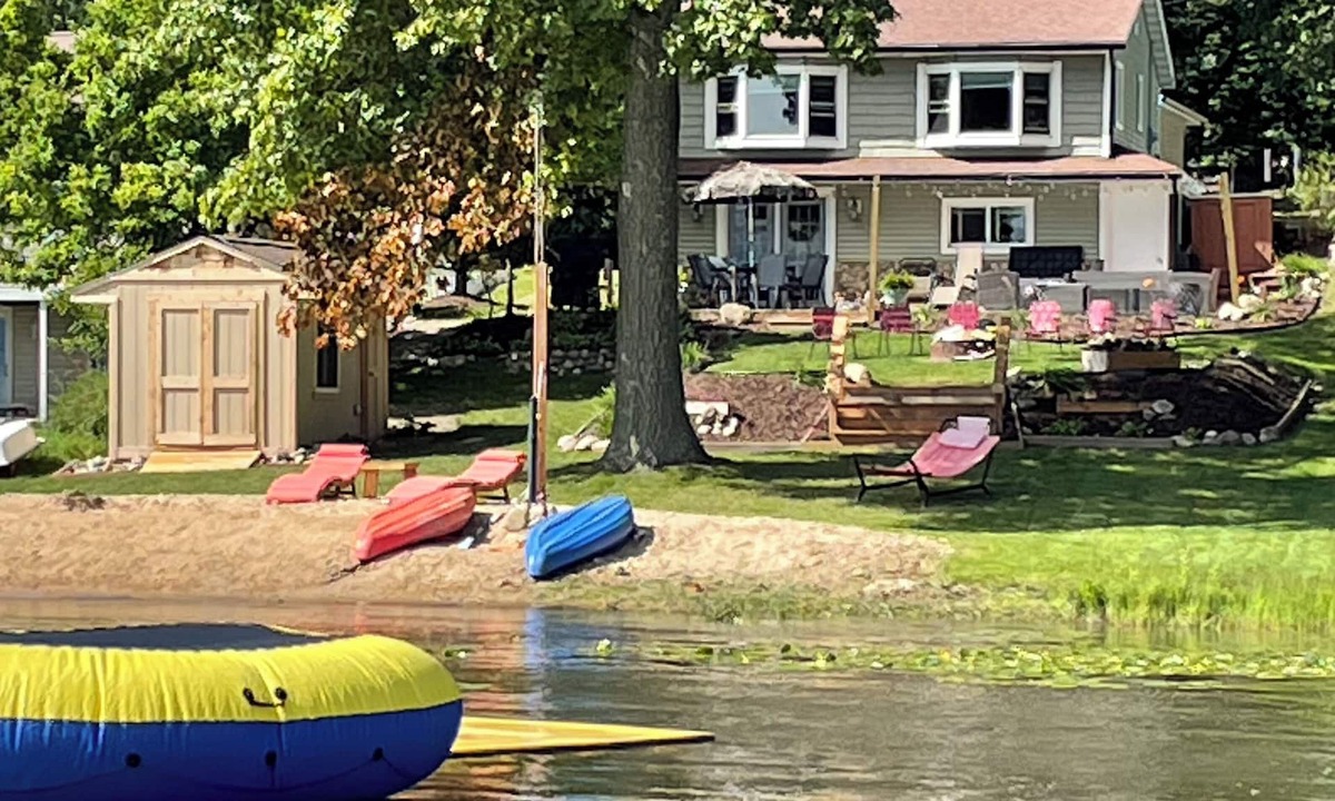 Lakeview House | Relaxing Retreat Bella Lakehouse on Townline Lake