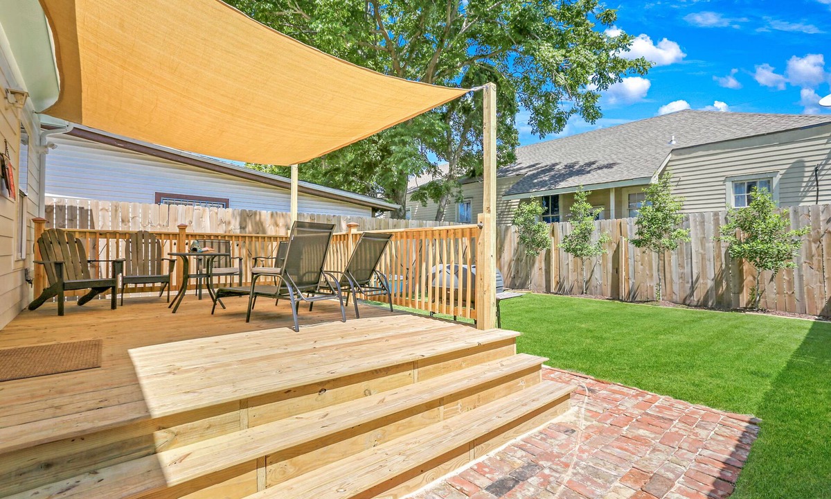 West Riverside Apartment | Renovated Historic 4BR House Near Magazine St & Uptown