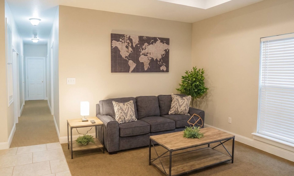 Kreole Apartment | Rest & Recharge · 3BR · Near Ingalls & Shipyard