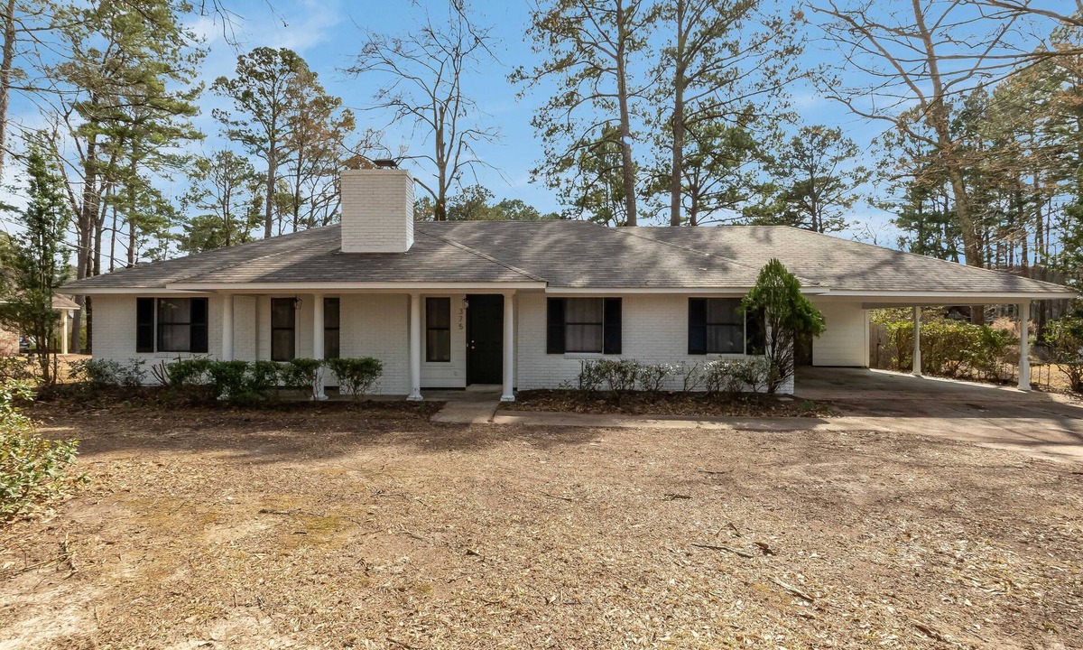 Jackson House | Royal Lakeshore