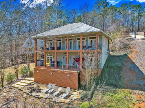 Dadeville House | Sailor's Cove