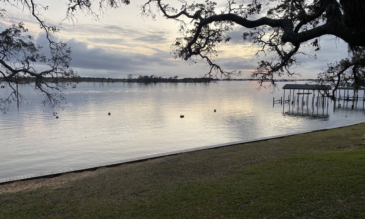 Mary Esther Condo | Salty Air Retreat on the Santa Rosa Sound