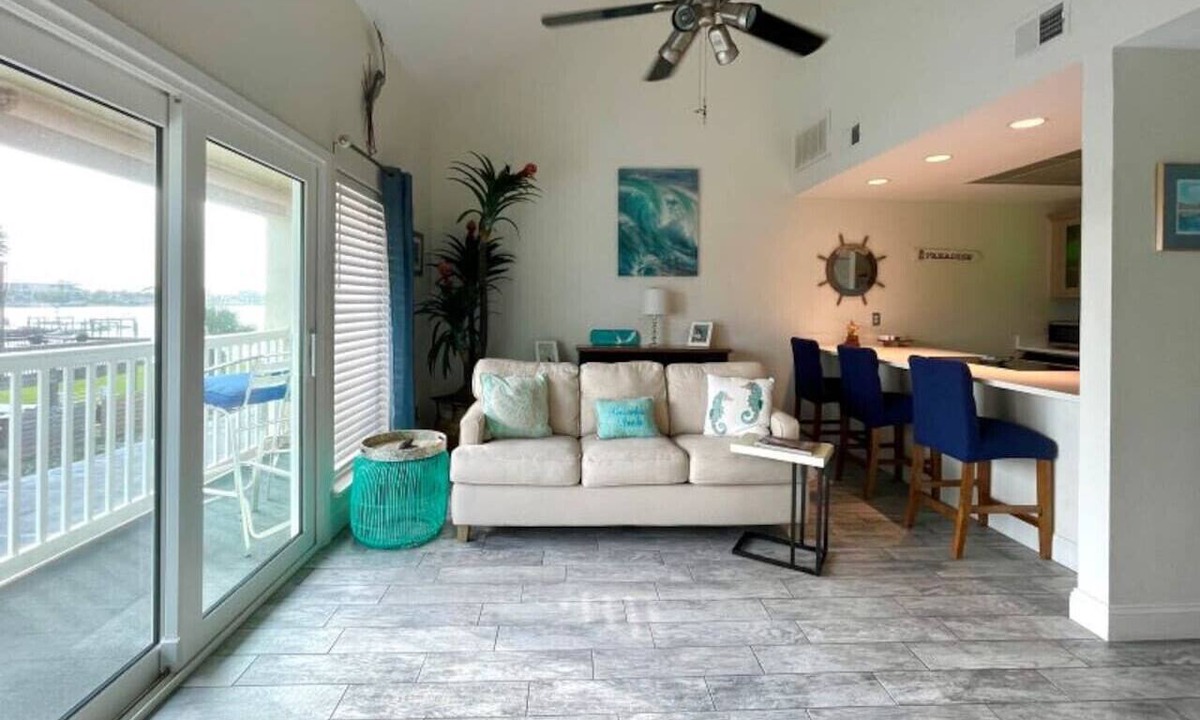 Villa Sabine Condo | Sand Dollar W204 Inexpensive Bayfront Escape! 2,3 & 4-Night Getaways