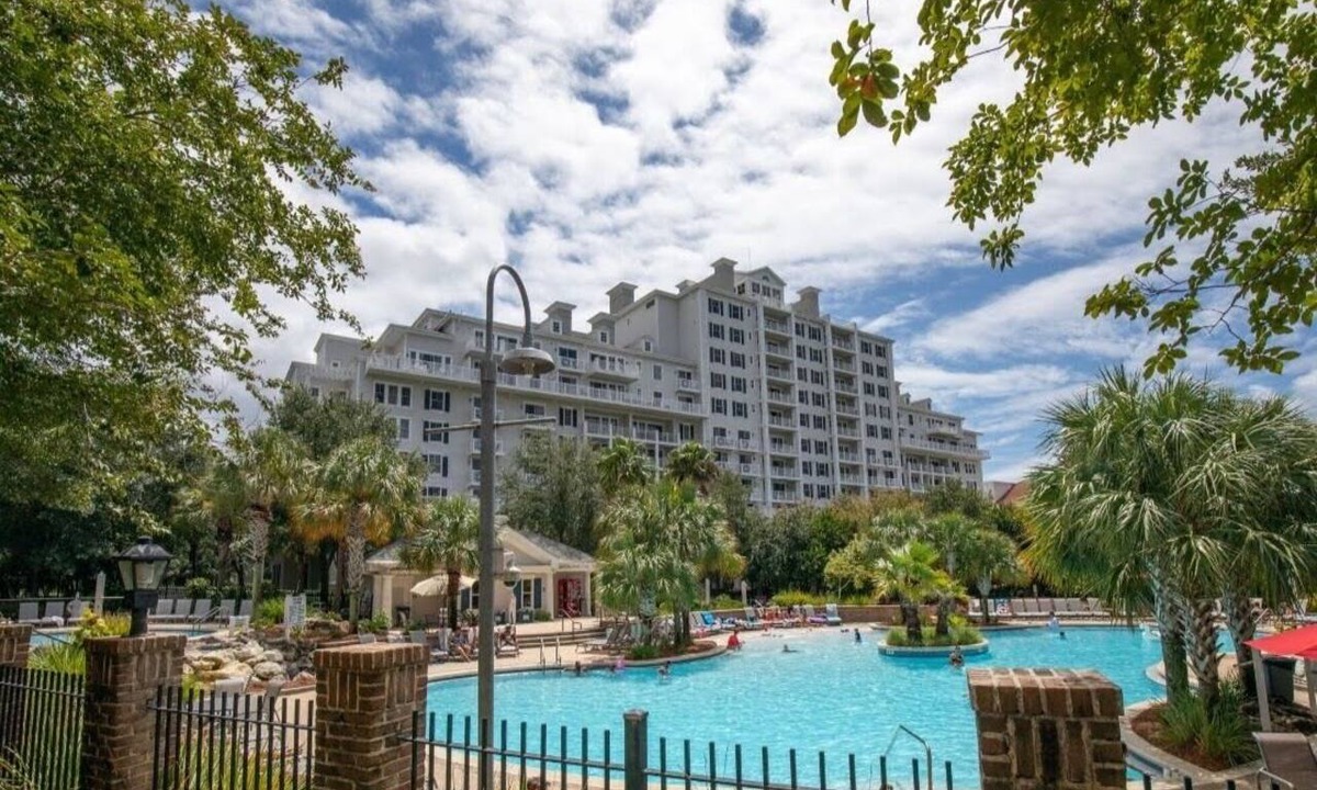 Baytowne Wharf Condo | SanDestin Condo Baytowne Wharf with a View