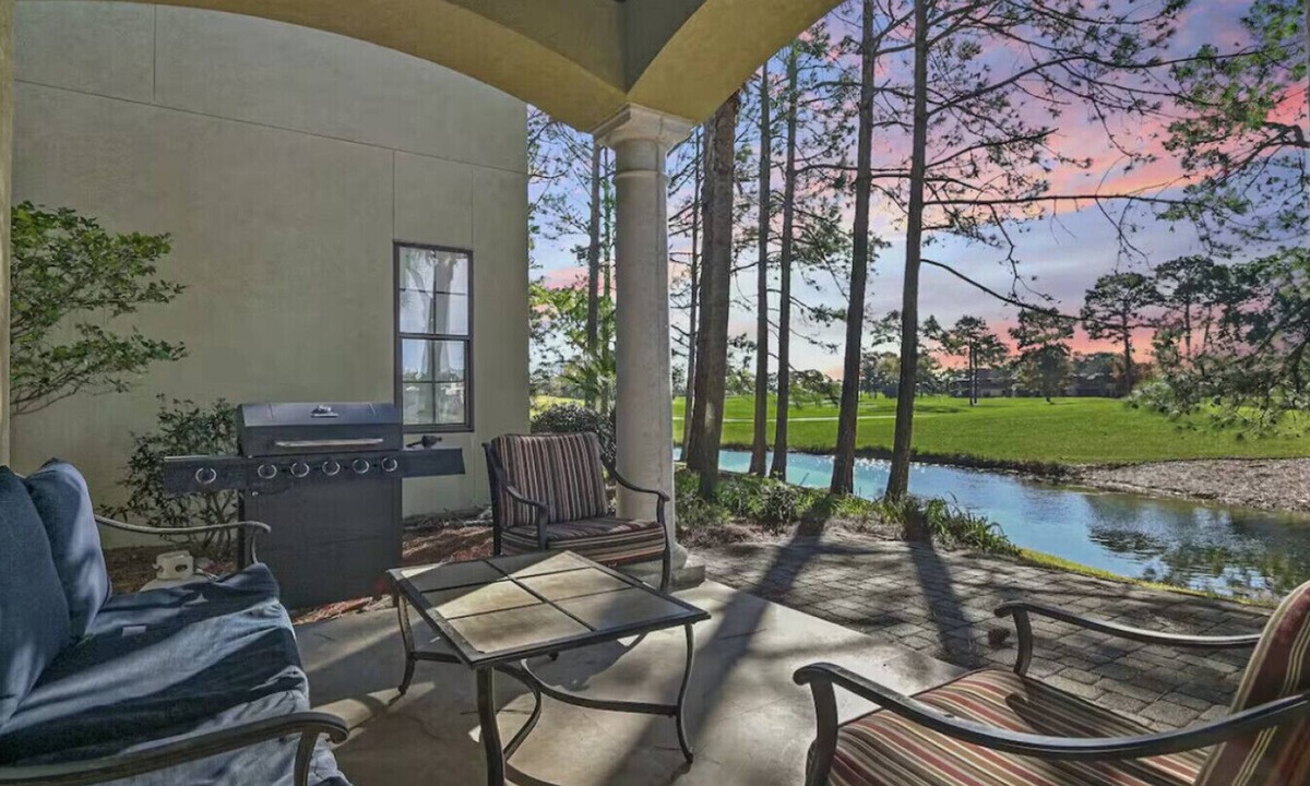 Villa Lago House | Sandestin Dream | Golf, Stream, Beach, Golf Carts