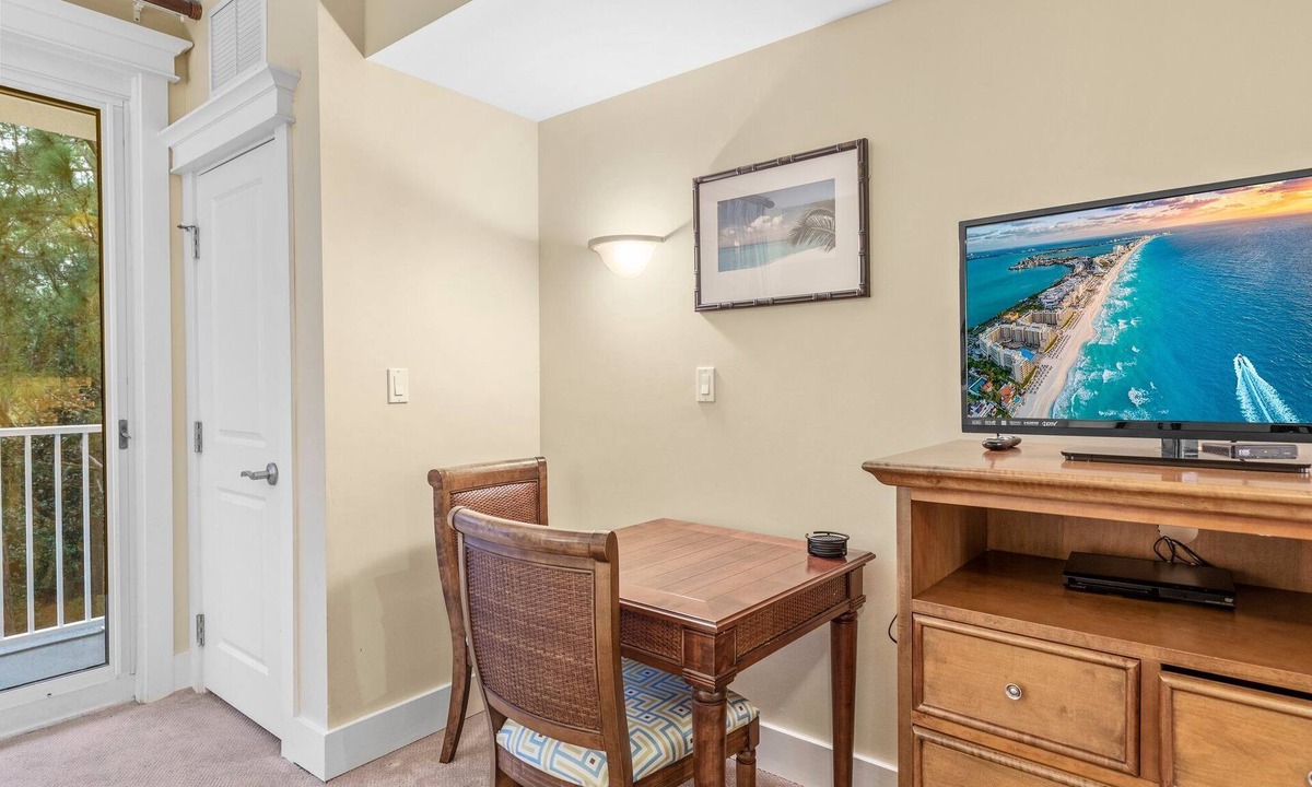Baytowne Wharf Condo | Sandpiper Paradise- Studio Sandestin