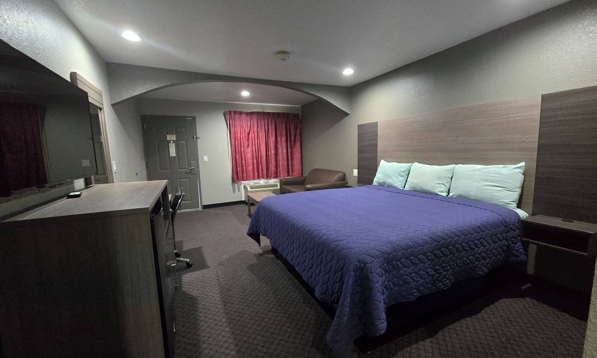 Beaumont Hotel | Scottish Inn & Suites