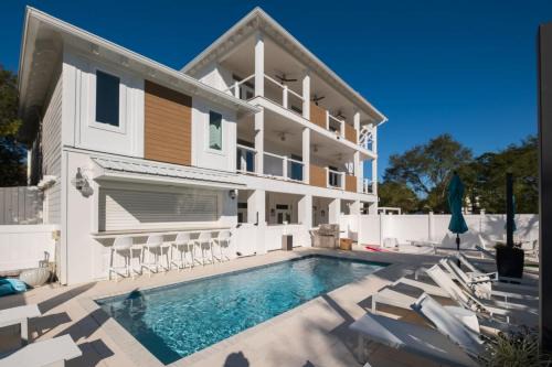 Dune Allen Beach House | Sea Breeze Sanctuary 11BR Gulf-View 30A Estate