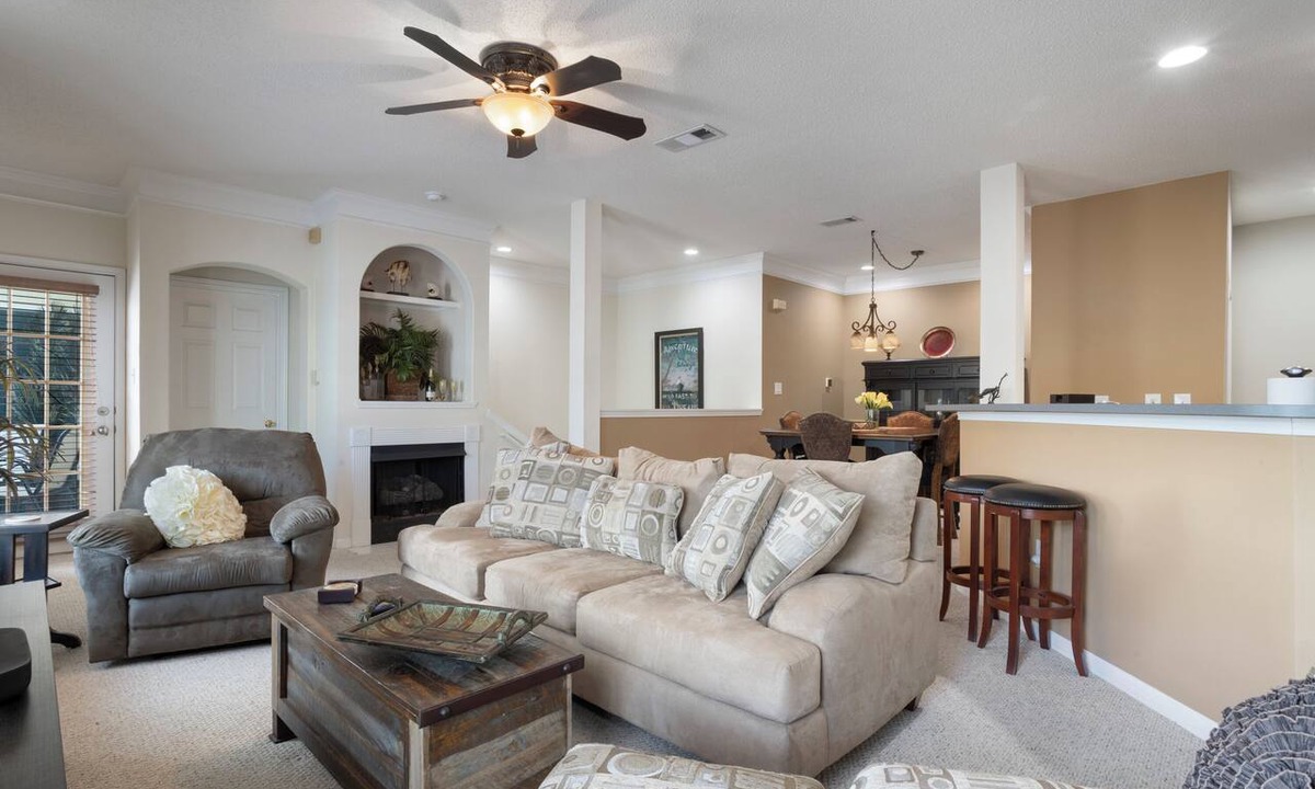 Gulfport Apartment | Seaside Comfort - close to everything that Gulfport and Biloxi has to offer.