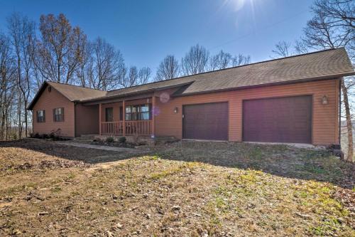 Marble Falls House | Secluded Marble Falls Family Home w/Mtn Views!