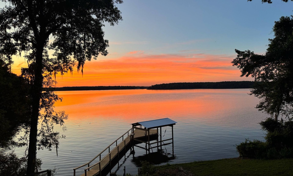 Tallahassee House | Serene Lake Talquin Waterfront Lakehouse on Forest Border w/Beautiful Views