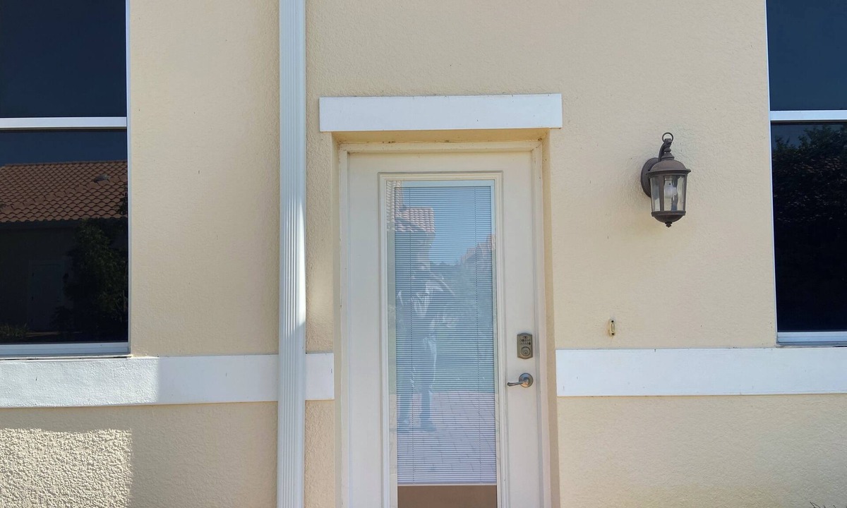 Tavares Apartment | Shantiniketan Apartment /50 minutes to the Disney 2 mile to down town Tavares.