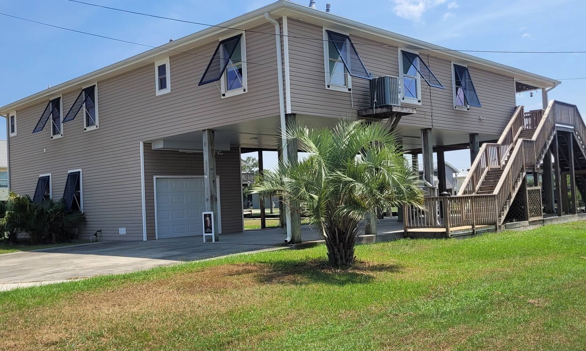Shoreline Park House | Shore Beats Work 3Br 2Ba Waterfront