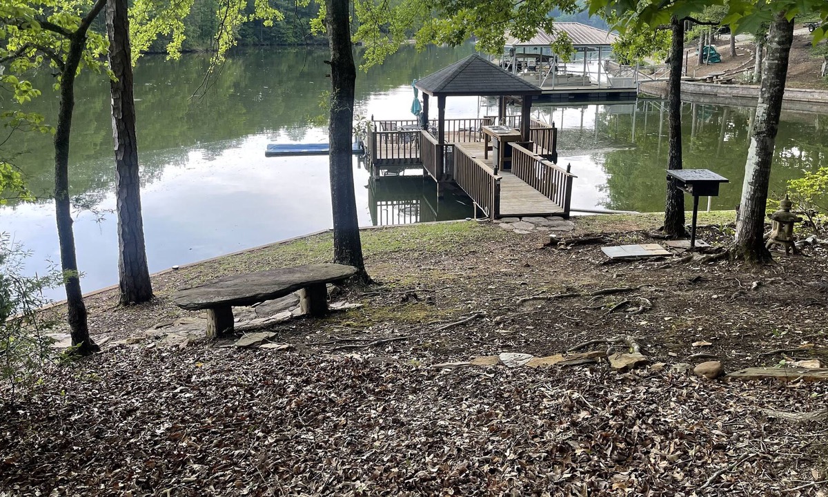 Wedowee Cabin | Simple Life Cabin on Lake Wedowee