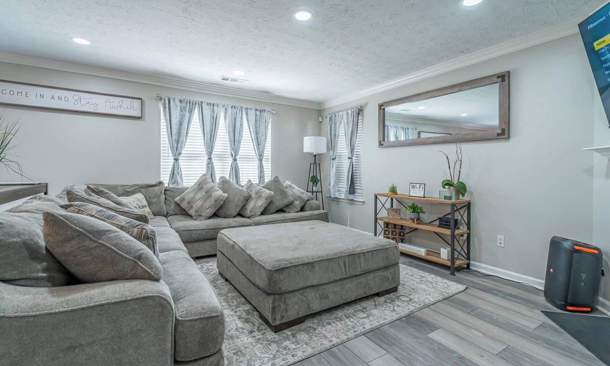 Lithia Springs House | Six Flags Vacation Home
