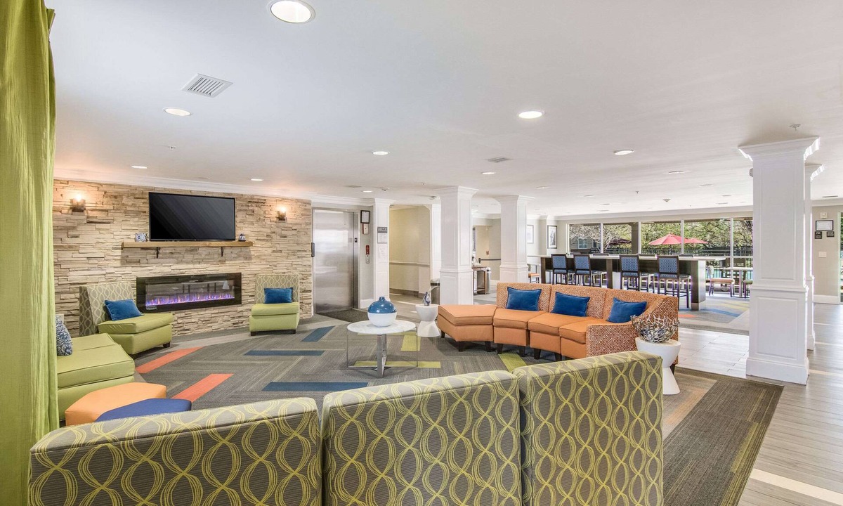 Columbus Hotel | Sleep Inn & Suites Columbus near Fort Benning