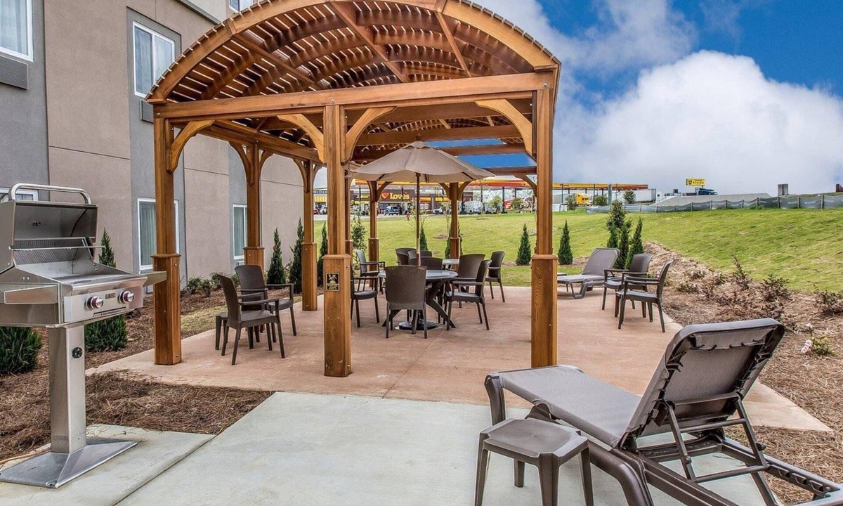Jasper Hotel | Sleep Inn & Suites Jasper I-22