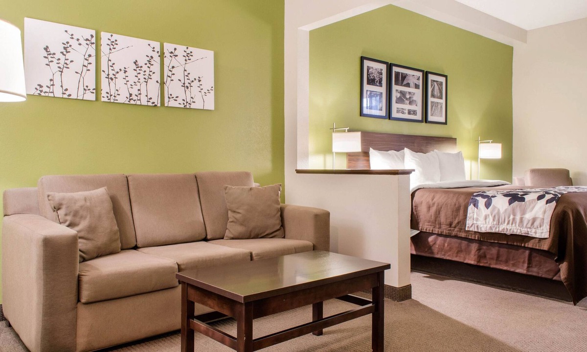 Metairie Hotel | Sleep Inn & Suites Metairie - New Orleans West
