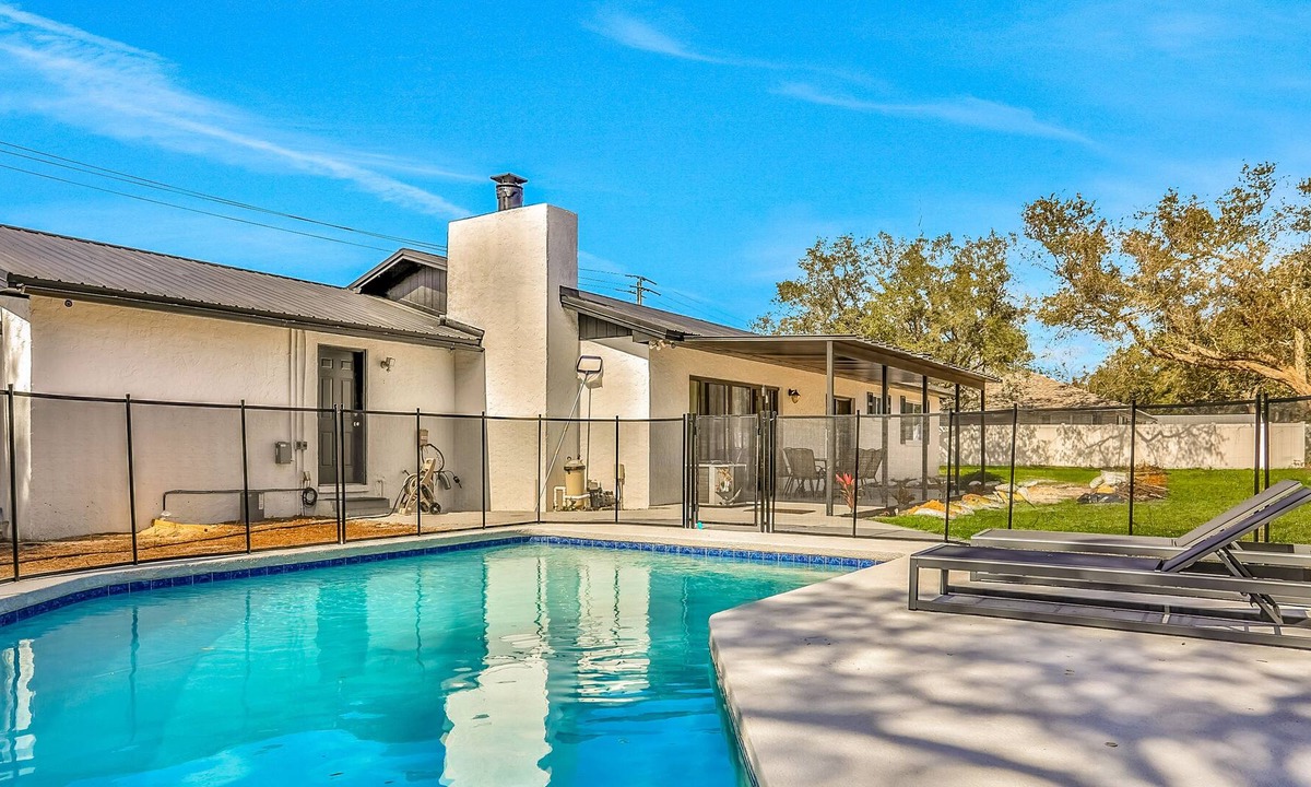 St. Augustine South House | Sophisticated dog-friendly home with pool, large enclosed yard, washer/dryer, AC