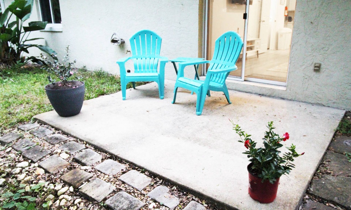 St. Augustine South House | Spacious 3-bedroom house with A/C, heat, wi-fi, in peaceful setting by the river