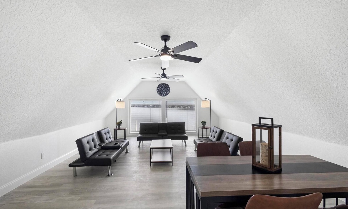 Oviedo House | Spacious 3BR Oviedo Home + Wi-Fi