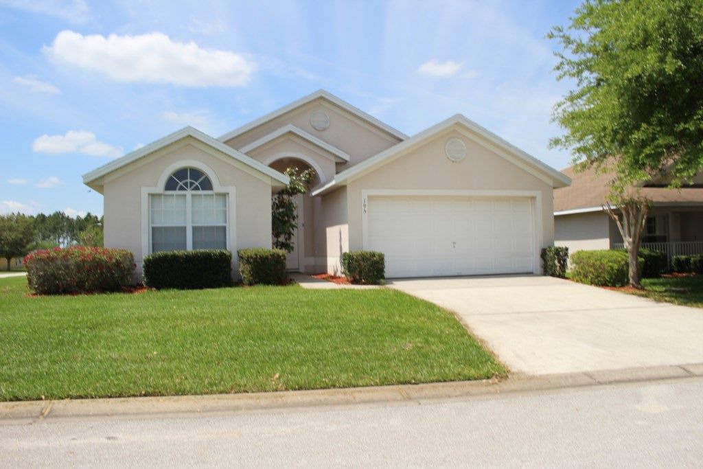 Florida Pines House | Spacious 4 bed, 2 bath pool home at Florida Pines near Disney, Orlando, Florida