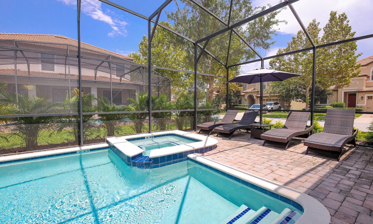 Davenport Villa | Spacious 7-bedroom home in Davenport, perfect for large groups near Champions Gate.