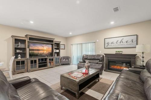 Kissimmee House | Spacious townhouse with grill & near Magic Kingdom