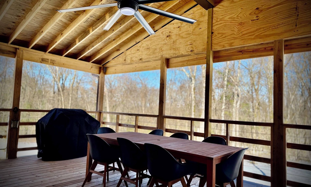 Bismarck House | Stay At DeGray