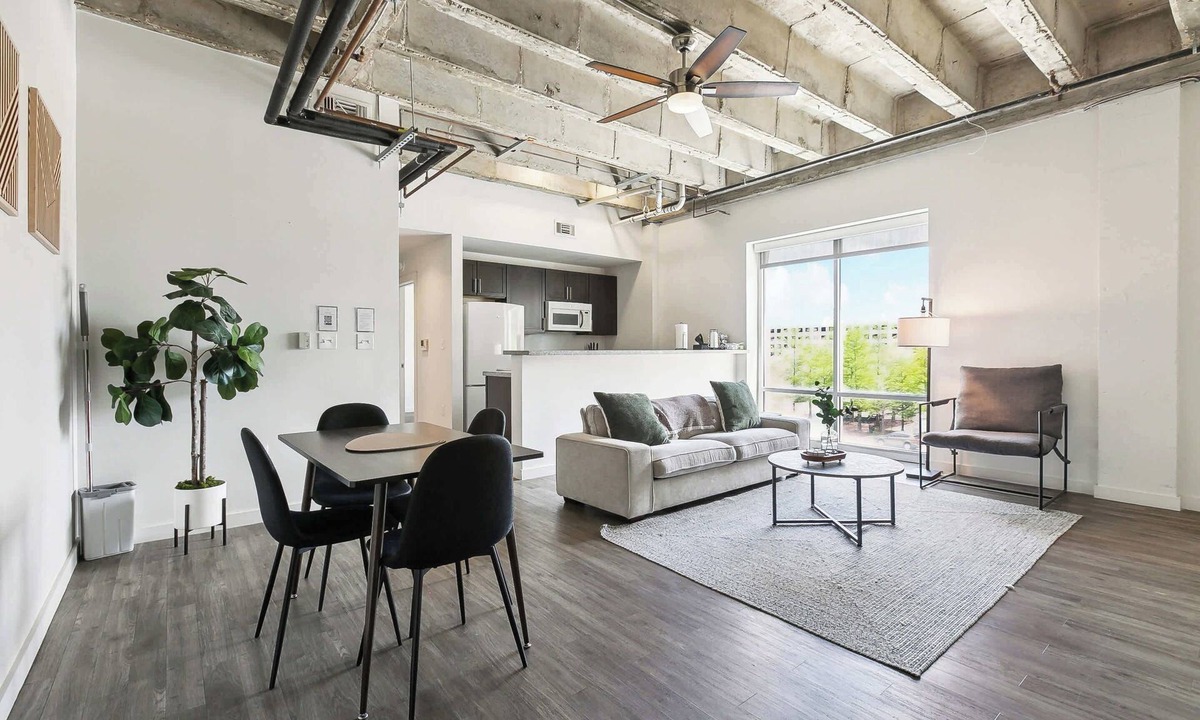 Baton Rouge Apartment | Stay in the Heart of Downtown!