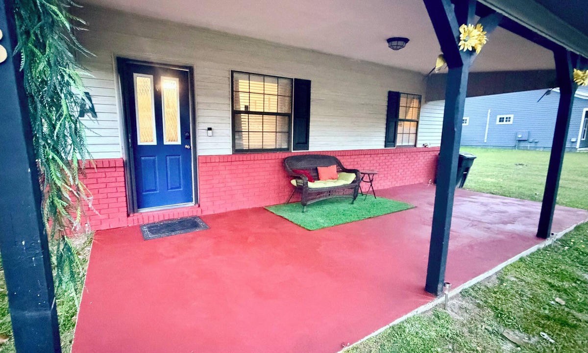 Lake City House | Stay Together, Full Property, Friendly Host 2 Private Attached Units A & B