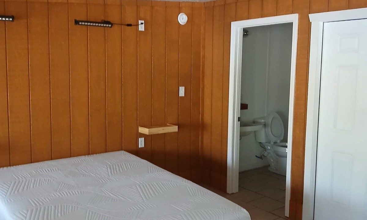 Mayo Resort | Suite A on Convict Springs