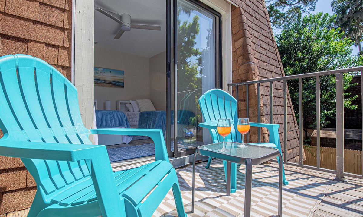 Port Orange House | Sunny Florida Retreat - Just 3 miles to the beach!