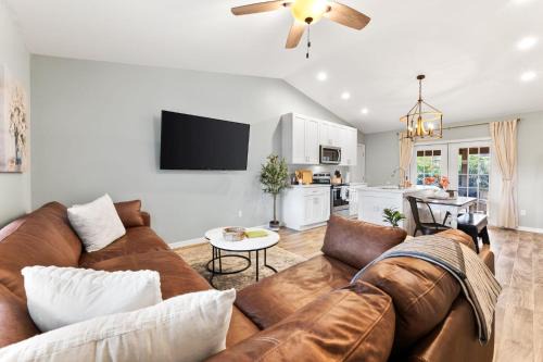 St. Augustine House | Sunny Retreat Near Downtown & Beaches