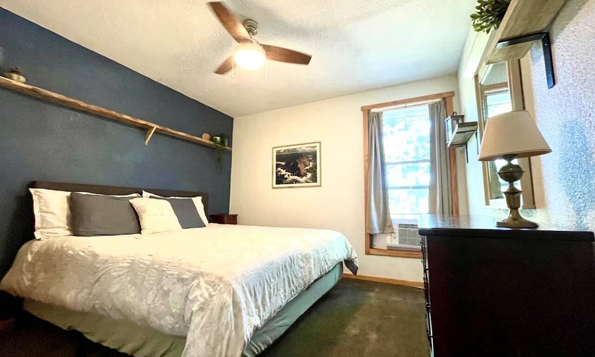 Boles House | Sweet Spacious Loft Perfect for Outdoor and Nature Lovers in Arkansas