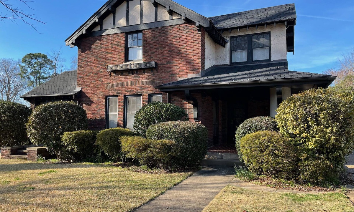Tuscaloosa House | T-town Home - Historic Home Just a Short Walk to Campus - Downtown Tuscaloosa