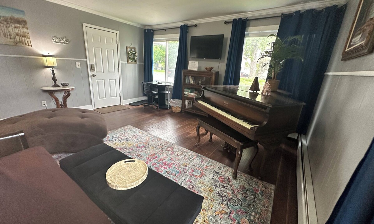 Rockwood Apartment | The Captain’s Quarter’s-Fish-Kayak-Relax in Nature