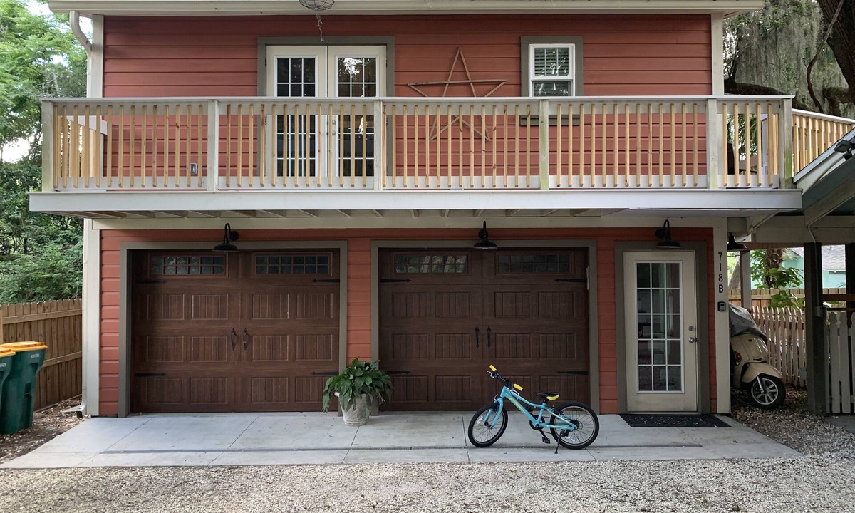 Mount Dora Cottage | The Carriage House - Walk to Downtown!