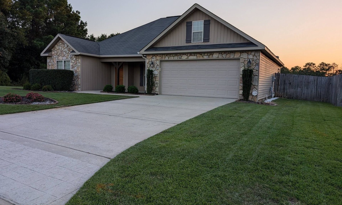 Houston County House | The coziest home right between RAFB and Perry!